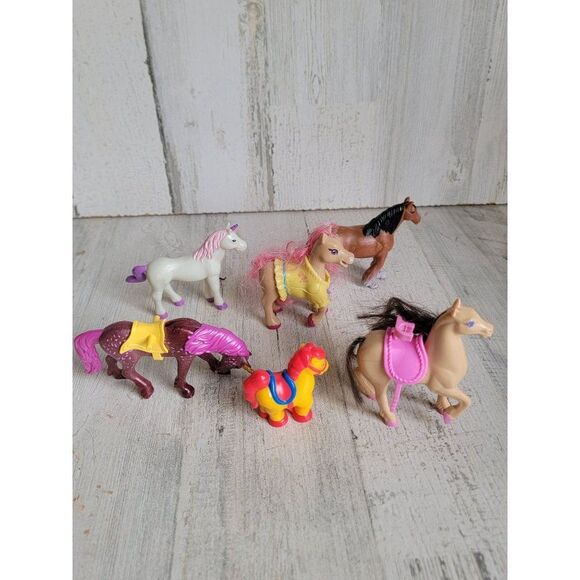 Variety unicorn horse play toy figure set doll assortment - Picture 7 of 9